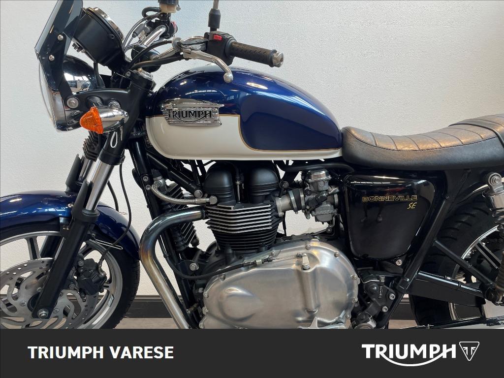 TRIUMPH Bonneville 865 SE