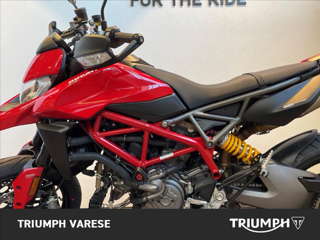 DUCATI Hypermotard 950 Red