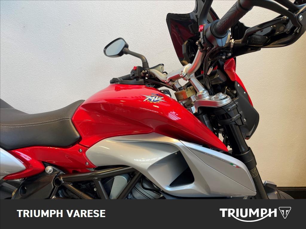 MV AGUSTA Stradale 800 Abs