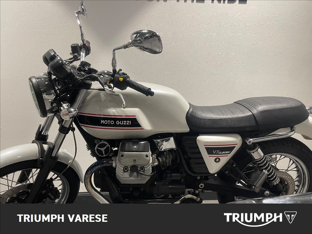 MOTO GUZZI V7 750 Classic