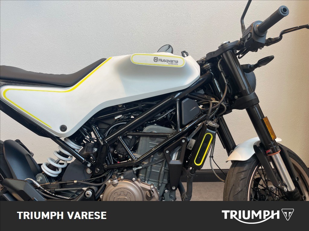 HUSQVARNA Vitpilen 401 4T