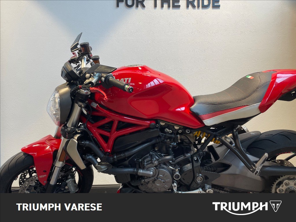 DUCATI Monster 1200 