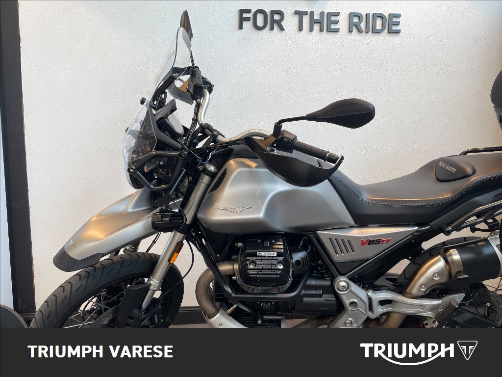 MOTO GUZZI V85 TT Abs