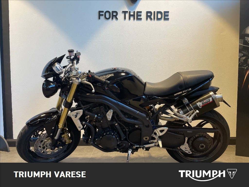 TRIUMPH Speed Triple 1050 