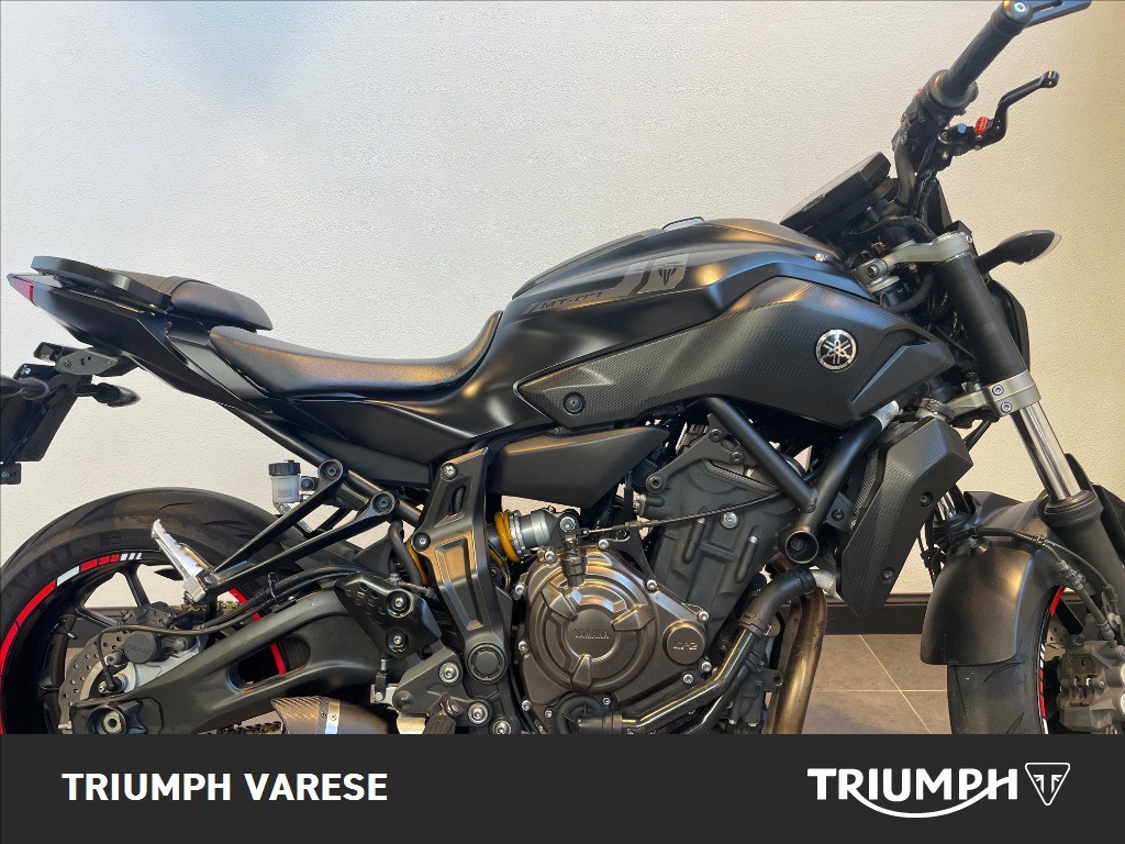 YAMAHA MT-07 690 Abs